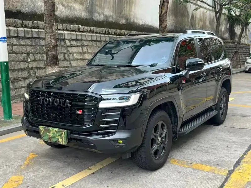 Toyota Land Cruiser, 2025