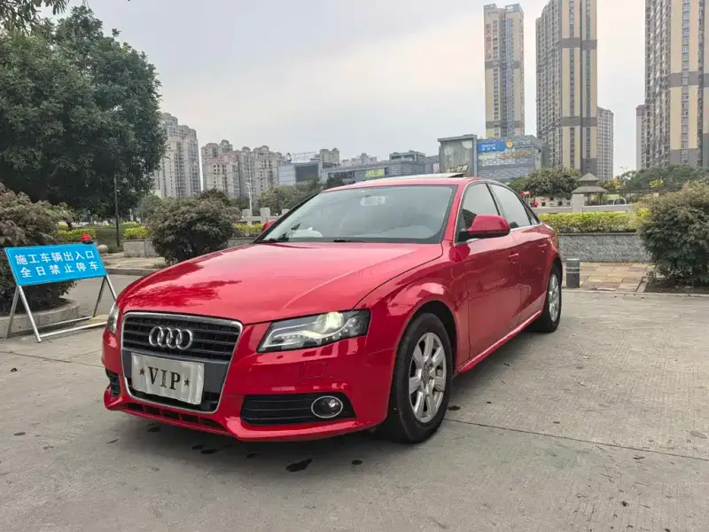 Audi A4L, 2012