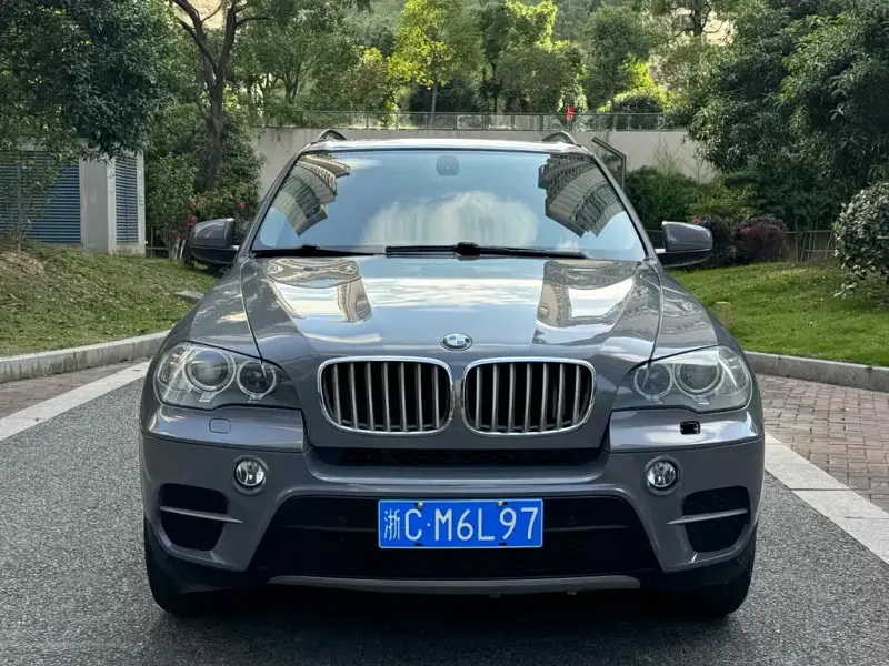BMW X5 (Import), 2012