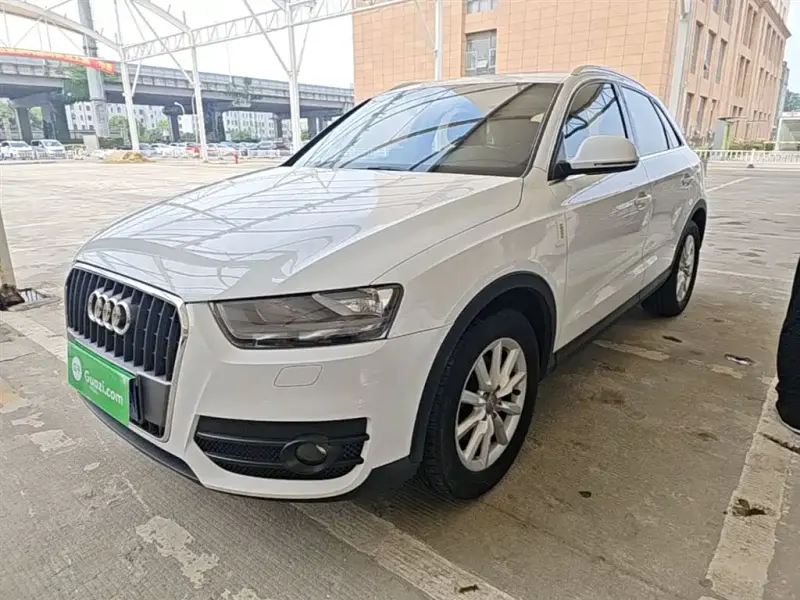 Audi Q3, 2015