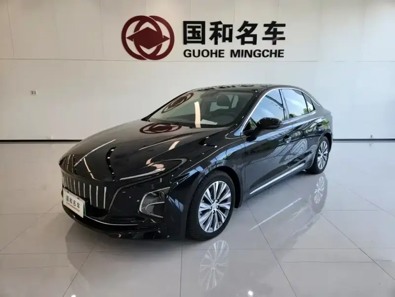 Hongqi E-QM5, 2022