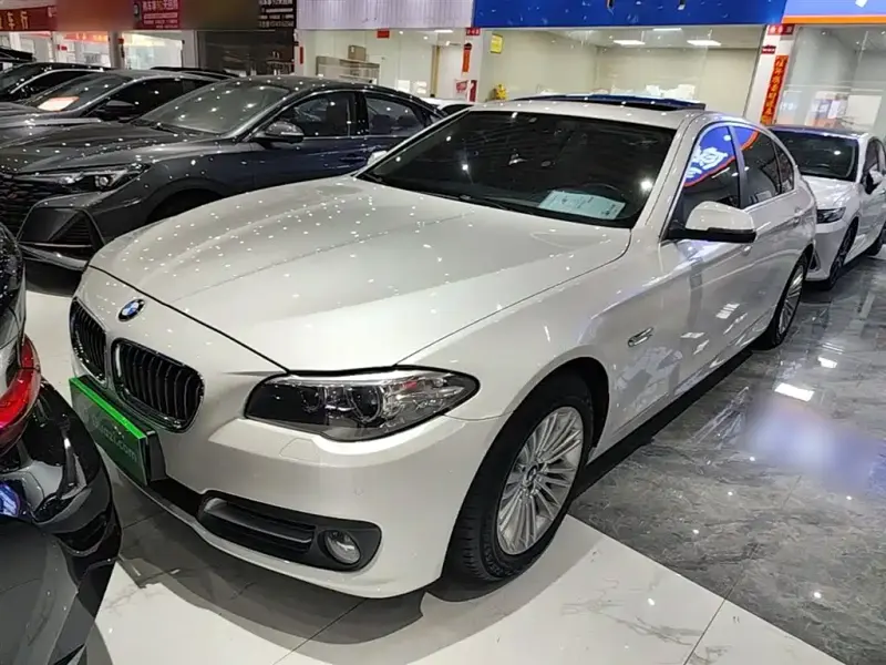 BMW 5 Series, 2015