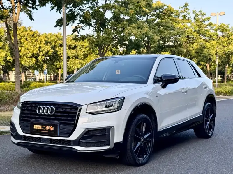 Audi Q2L, 2020