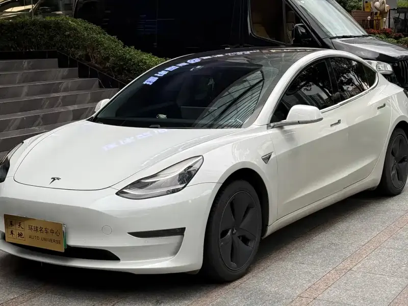 Tesla Model 3, 2020