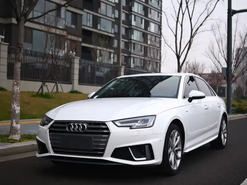 Audi A4L, 2019
