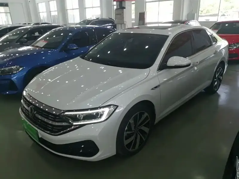 Volkswagen Sagitar, 2023