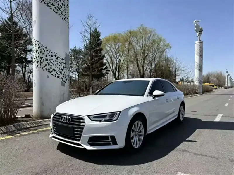 Audi A4L, 2019