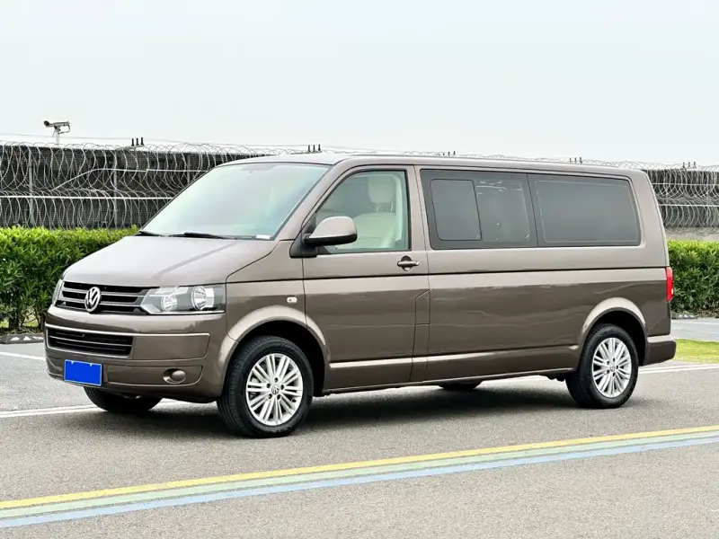 Volkswagen Caravelle, 2015