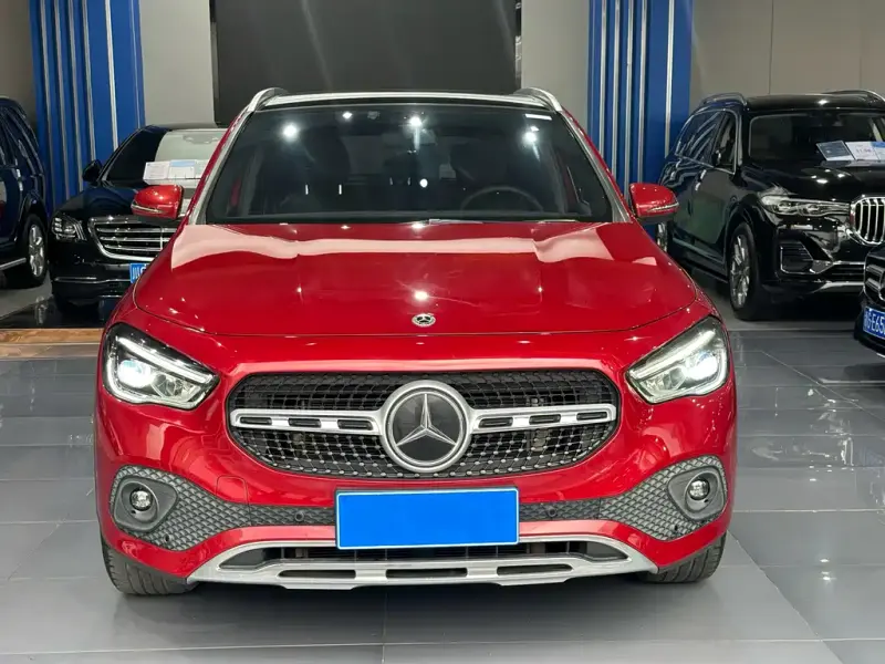 Mercedes-Benz GLA, 2021