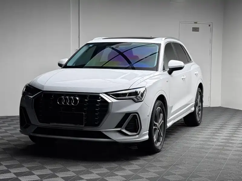 Audi Q3, 2022
