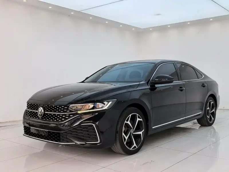 Volkswagen Passat, 2024