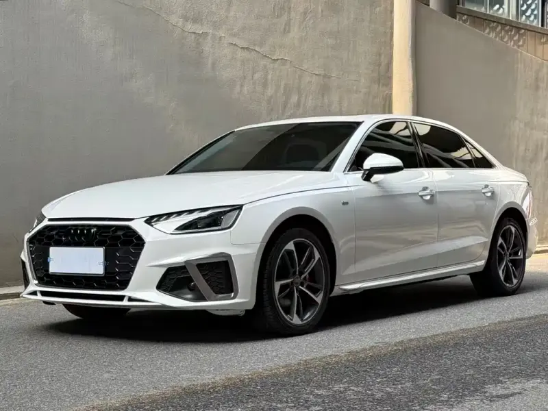Audi A4L, 2022