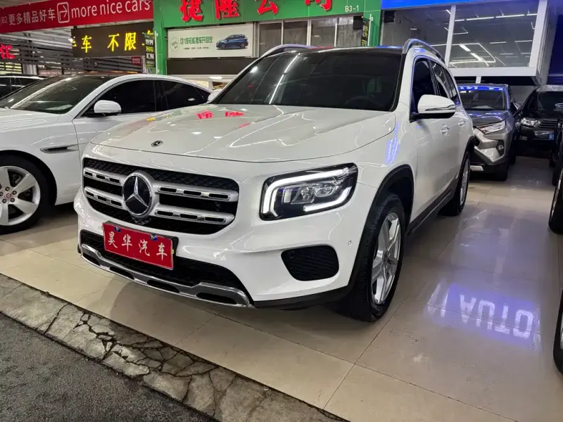Mercedes-Benz GLB, 2022