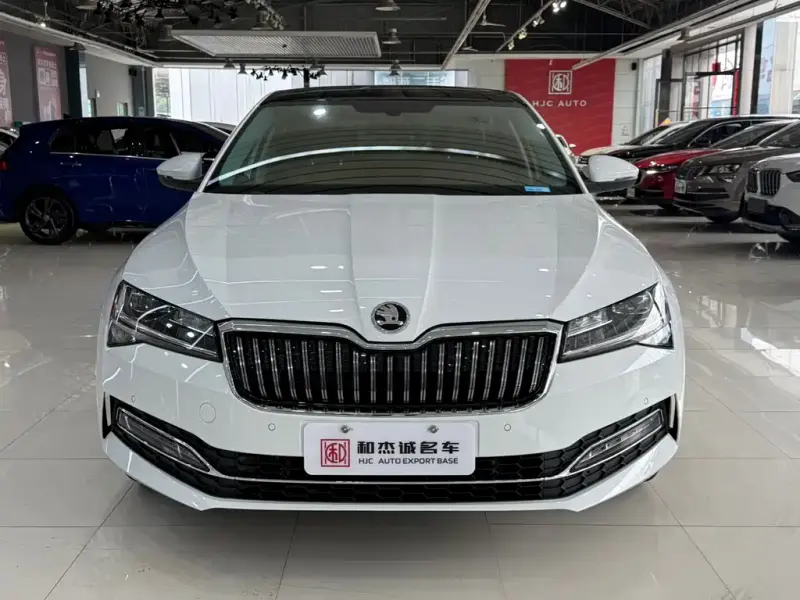 Skoda Superb, 2023