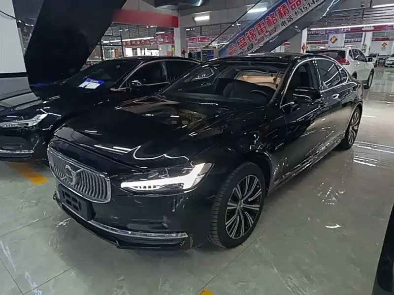 Volvo S90, 2021