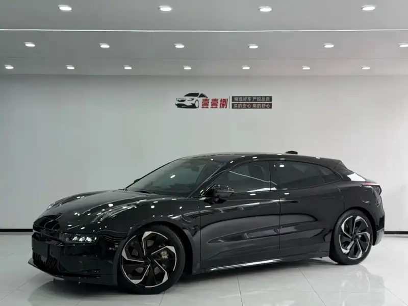 Zeekr 001, 2023