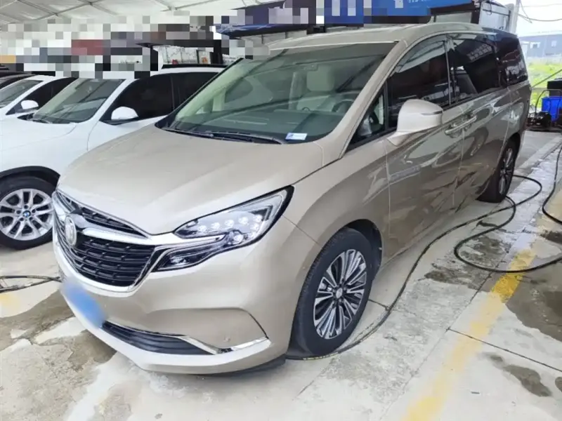 Buick GL8, 2022