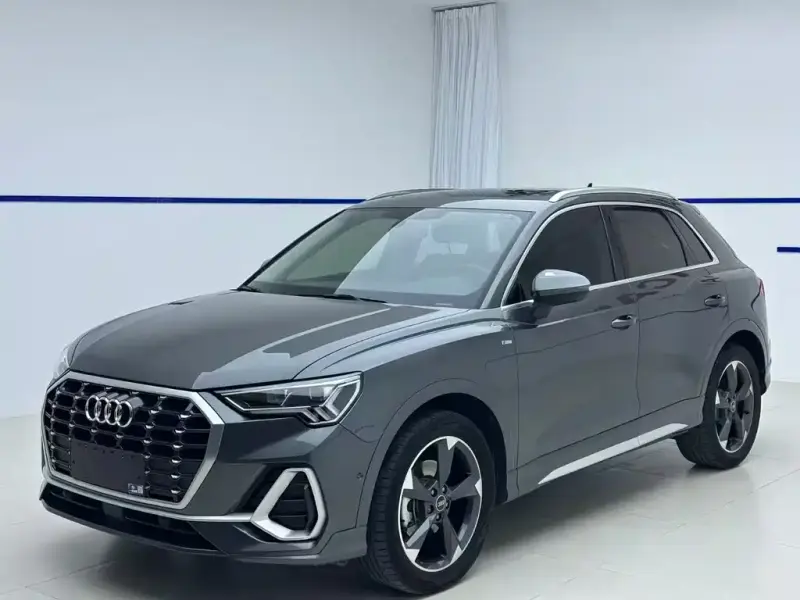 Audi Q3, 2022