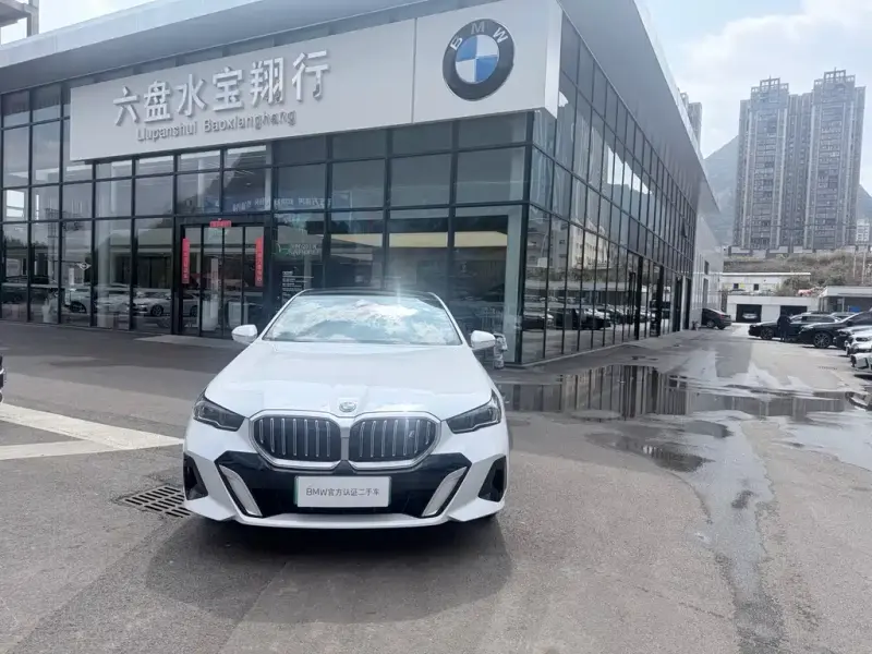 BMW i5, 2025