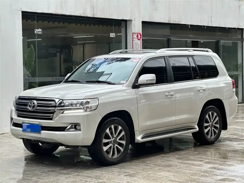 Toyota Land Cruiser, 2016