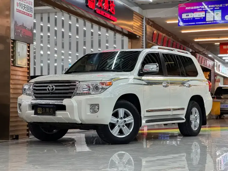 Toyota Land Cruiser, 2014