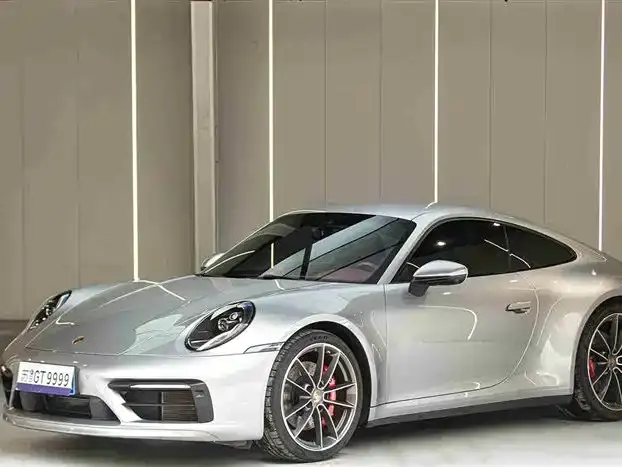 Porsche 911, 2024