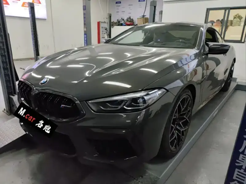 BMW M8, 2021