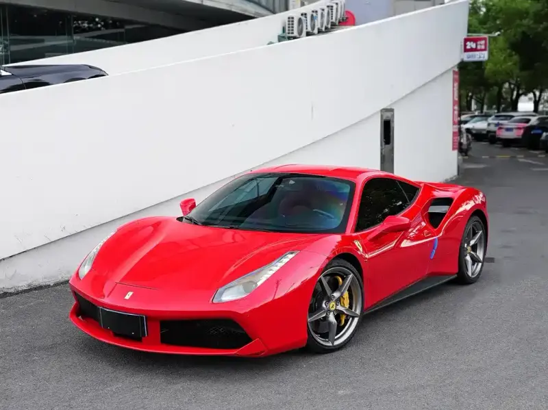 Ferrari 488, 2017