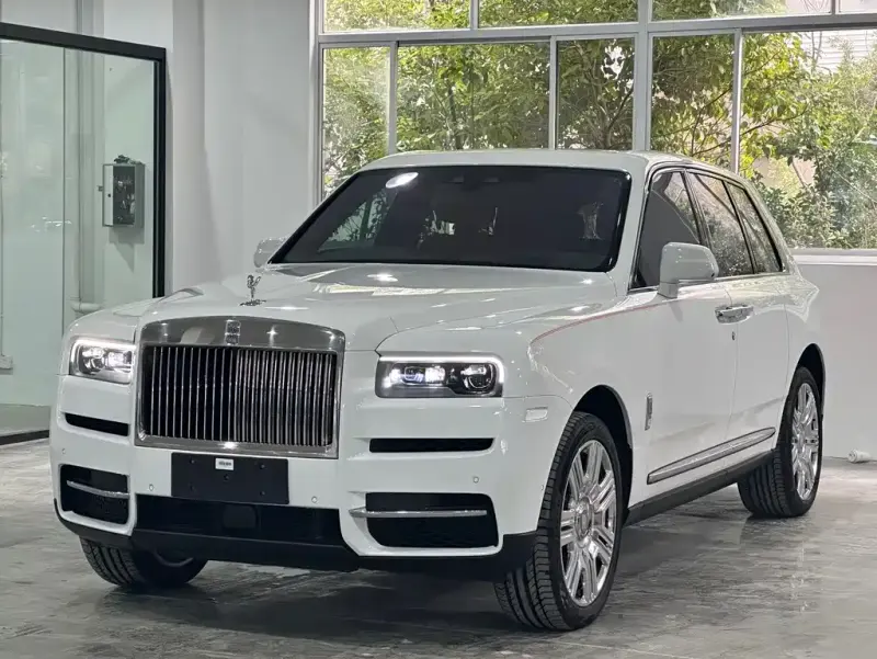 Rolls-Royce Cullinan, 2022