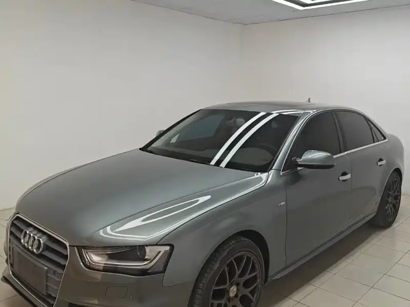 Audi A4L, 2013