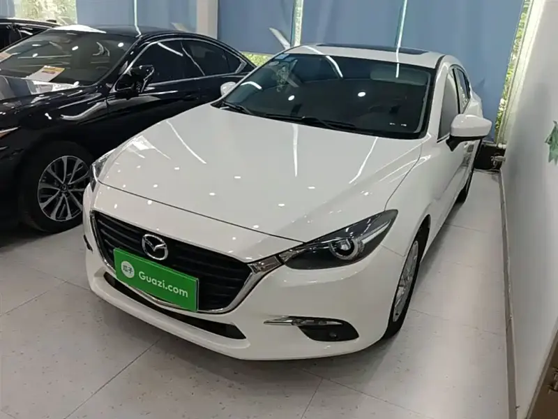 Mazda 3 Axela, 2018