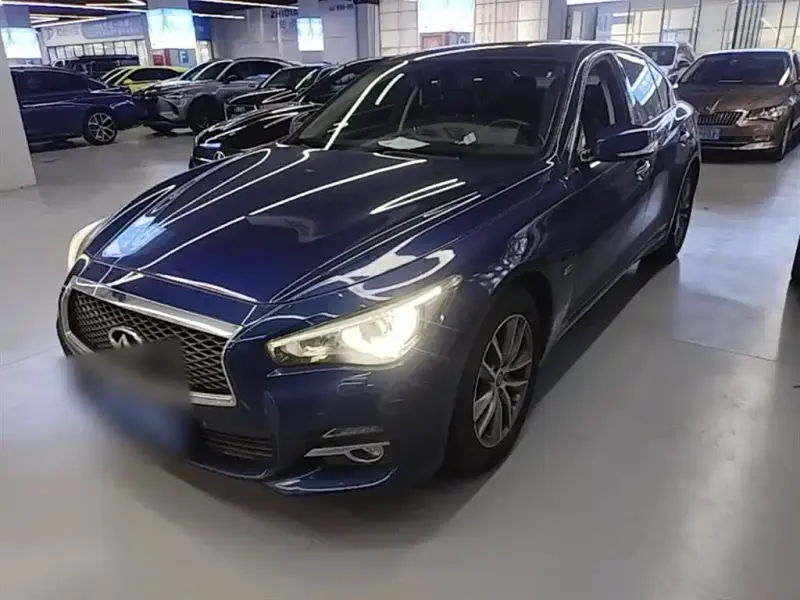 Infiniti Q50L, 2017