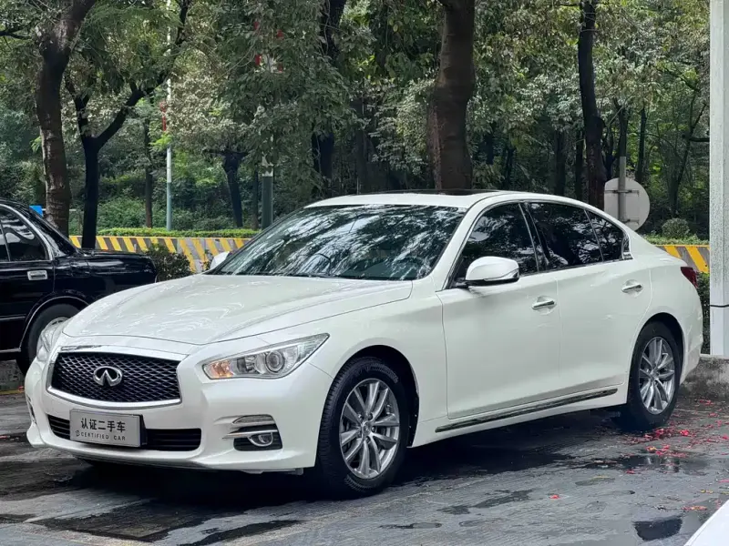 Infiniti Q50L, 2017