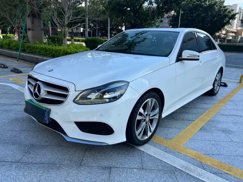Mercedes-Benz E-Class, 2015
