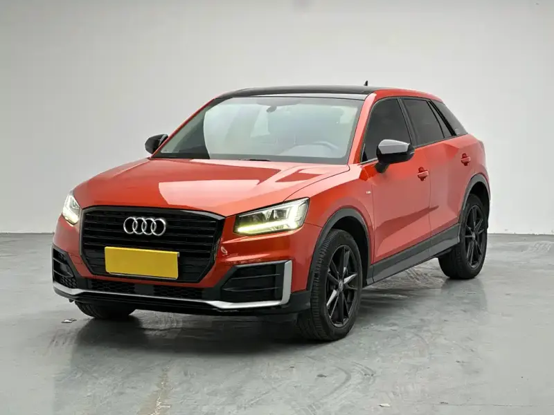 Audi Q2L, 2019