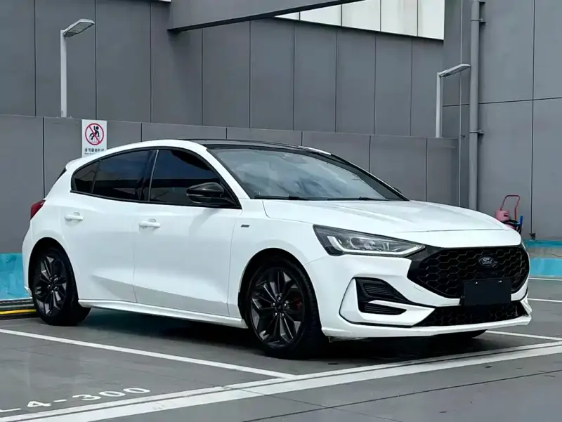 Ford Focus, 2022
