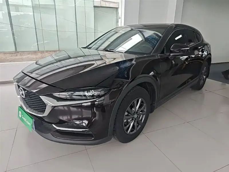 Mazda CX-4, 2021