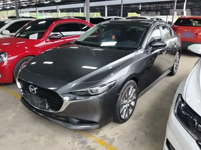 Mazda 3 Axela, 2022