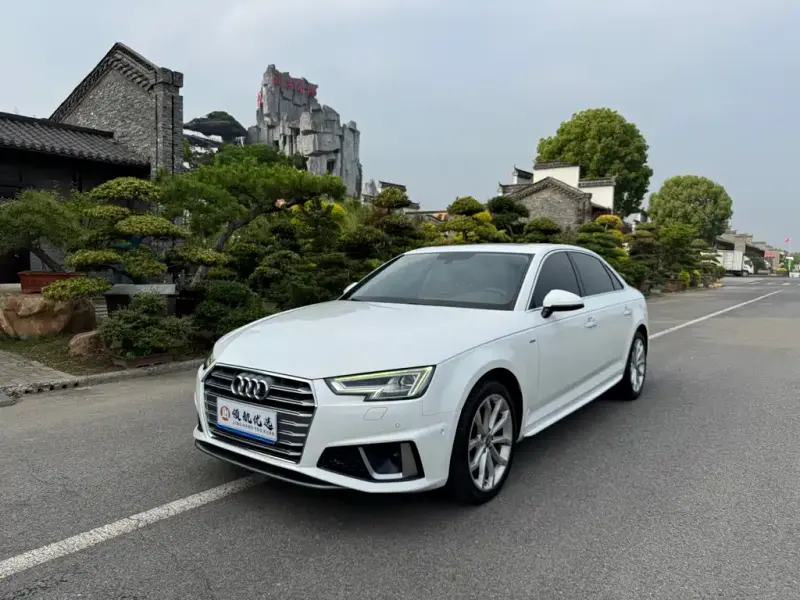 Audi A4L, 2019