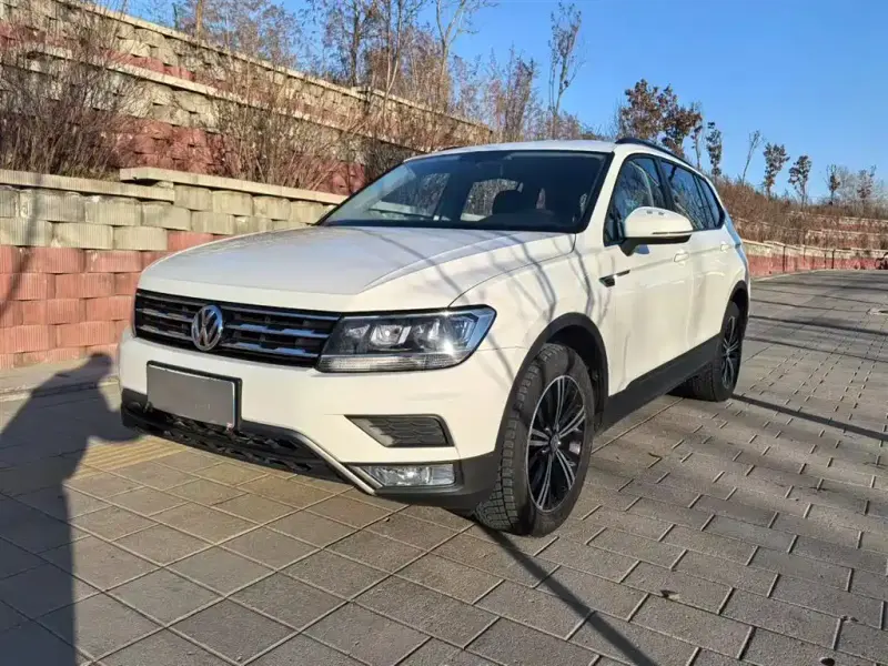 Volkswagen Tiguan L, 2020