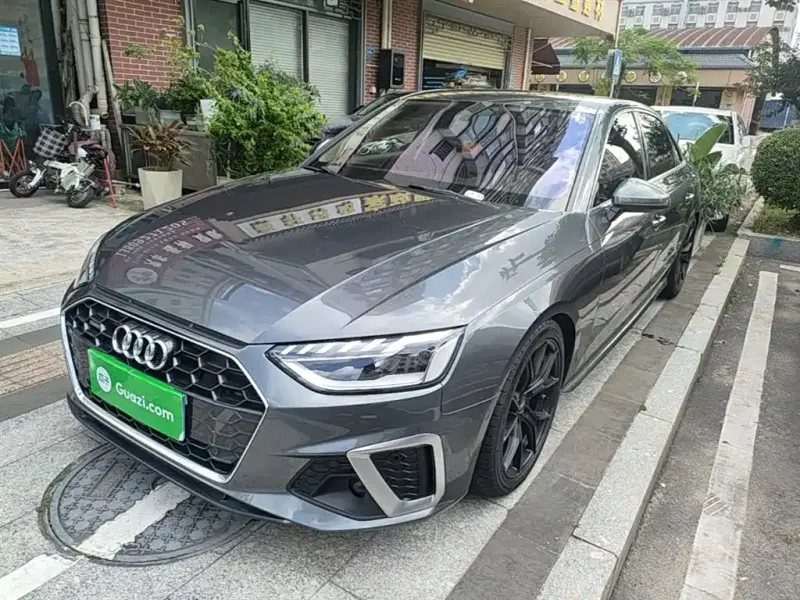 Audi A4L, 2021