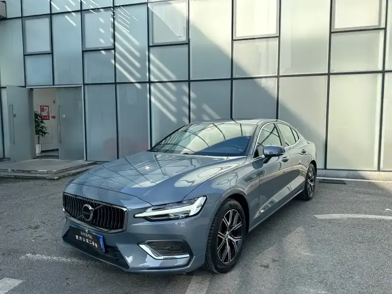 Volvo S60, 2024