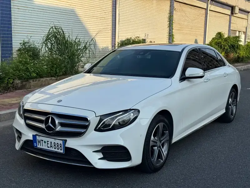 Mercedes-Benz E-Class, 2017