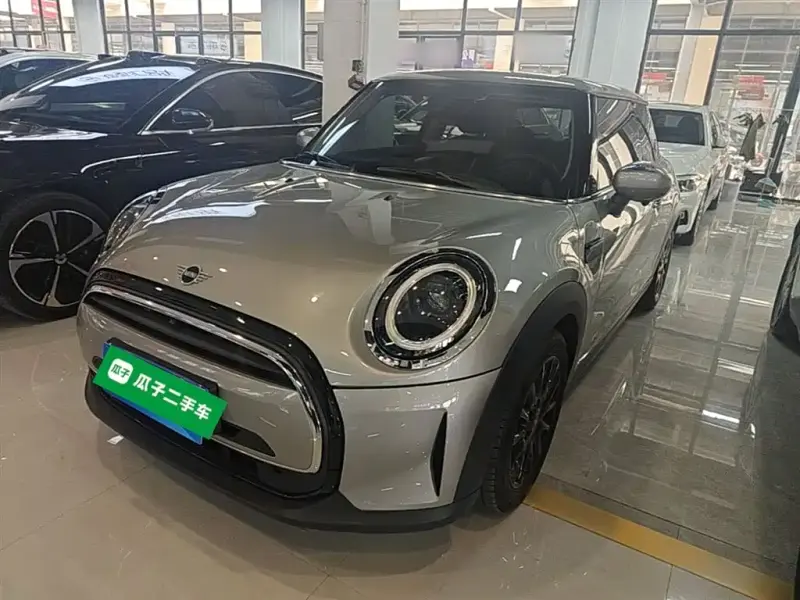 MINI Mini, 2024
