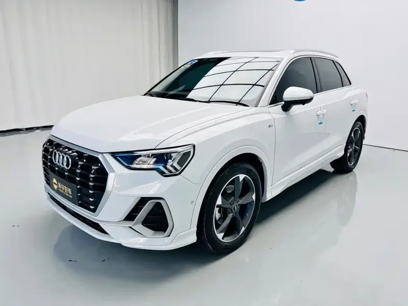 Audi Q3, 2023