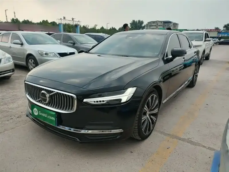 Volvo S90, 2023