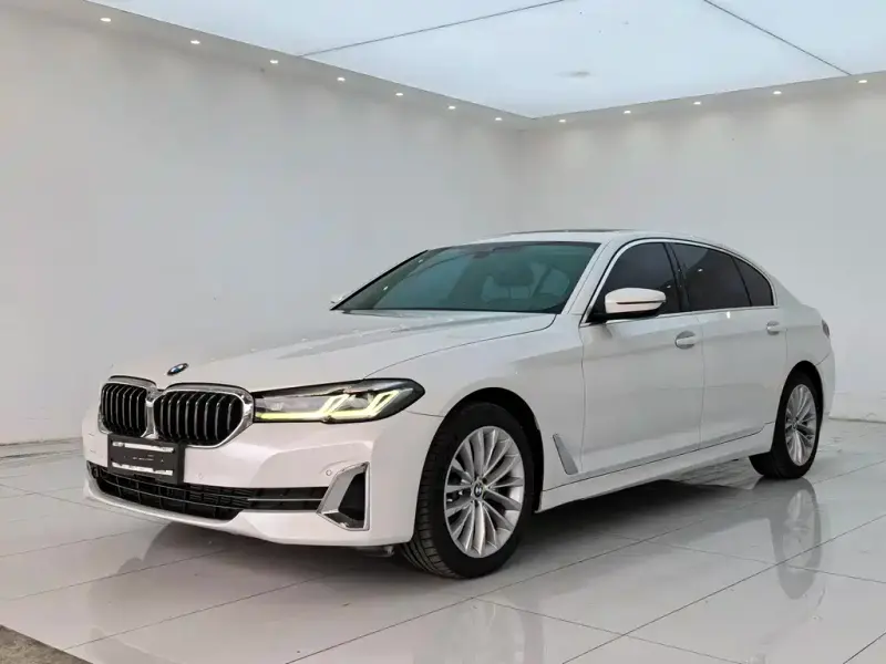 BMW 5 Series, 2022
