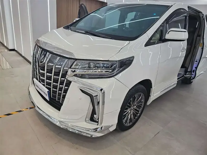 Toyota Alphard, 2014