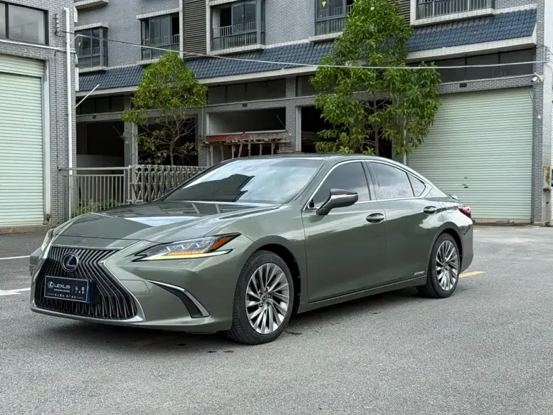 Lexus ES, 2019