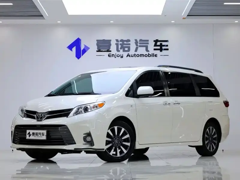 Toyota Sienna, 2020